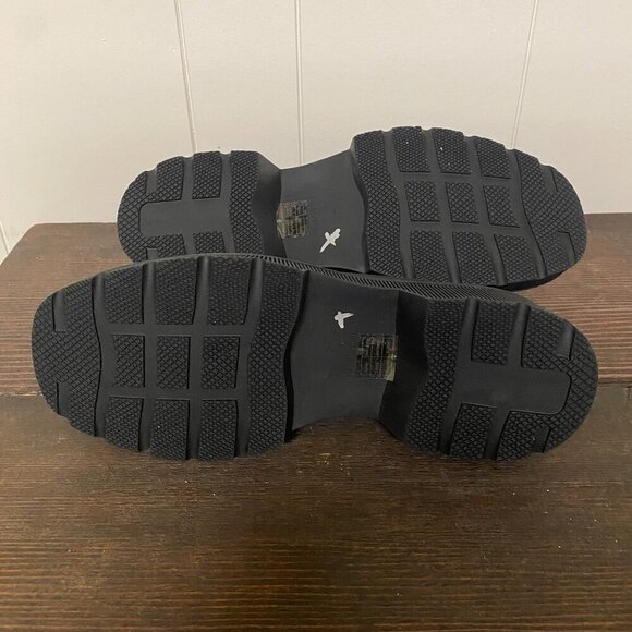 NWOT Princess Polly Saxon Loafters. Black with Gold Snaffle. Size 7. - Picture 6 of 6